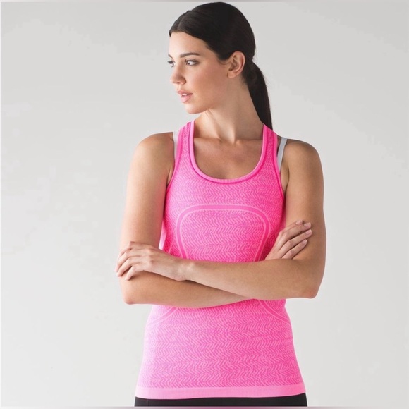 Lululemon Swiftly Tech Racerback Tank Top 
Heathered Raspberry Glo Light - Picture 4 of 5